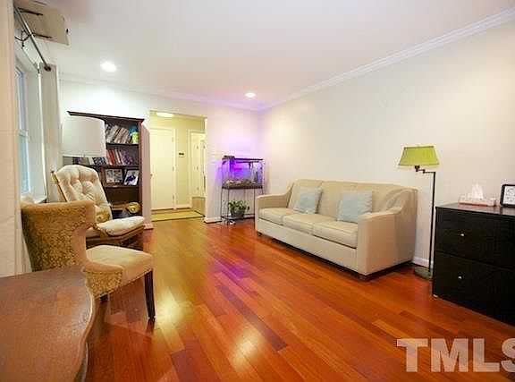 5th image of 2508 W Club Blvd