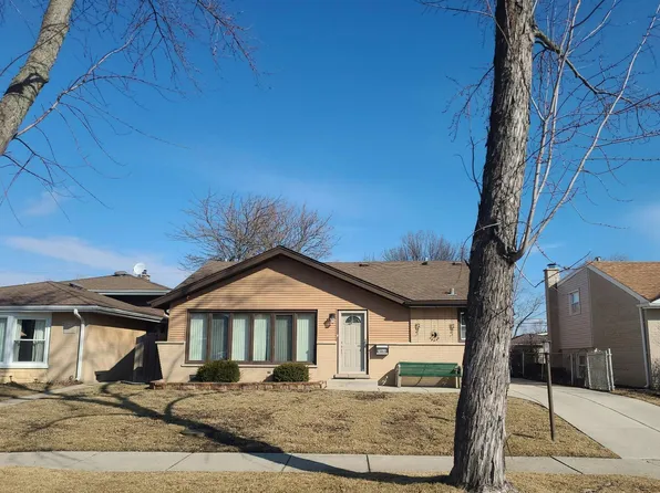 7864 W Park Ave, Niles, IL 60714