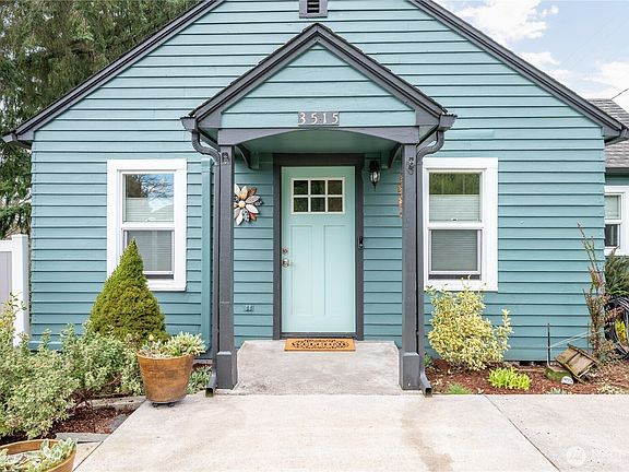 3rd image of 3515 Columbia Heights Road