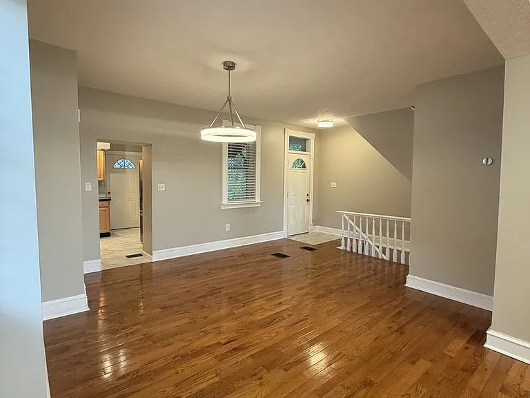 620 Arlington Ave #2 — Photo 2