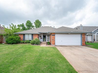1108 NE 25th St, Moore, OK, 73160