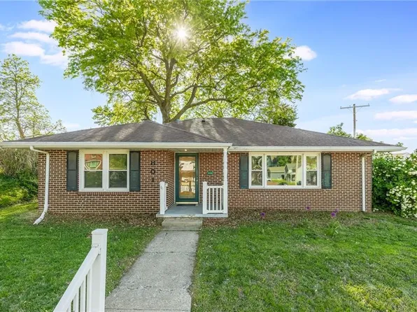 801 S 5th St, Atchison, KS 66002