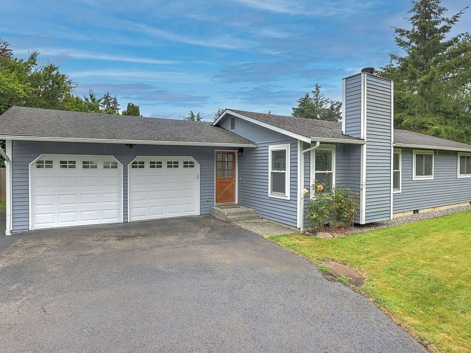 Adorable rambler located in the quiet Rose Hill community of Kirkland! This home is also conveniently located near all amenities, Totem Lake Village, parks & easy access to I-405.>