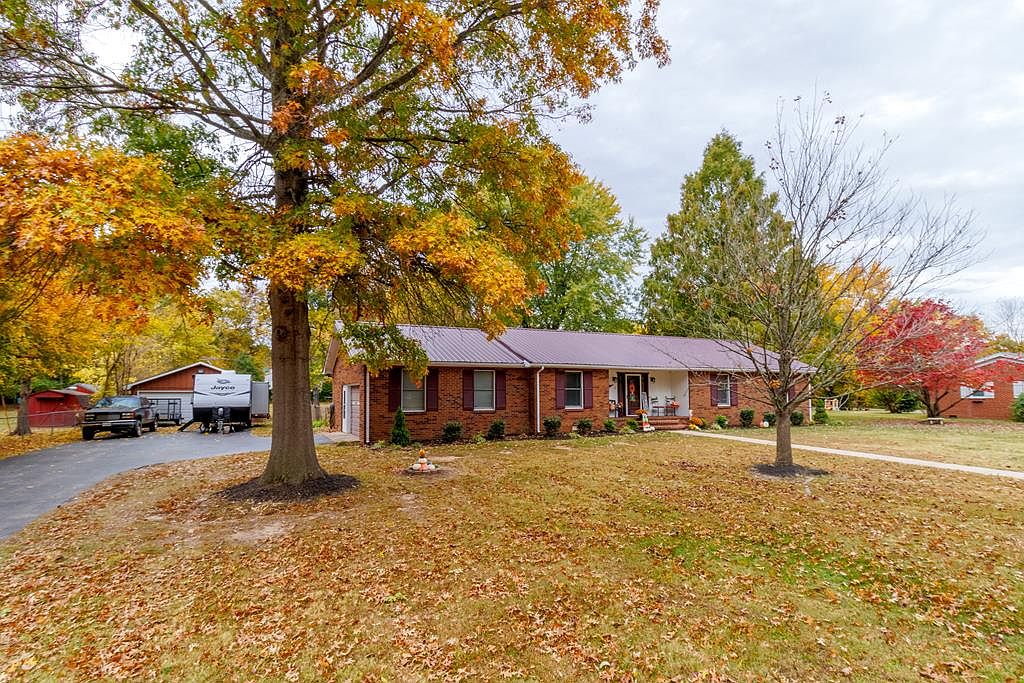 255 Spring St, Guthrie, KY 42234 Zillow