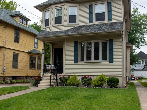 26 Crestmont Ter, Collingswood, NJ 08108