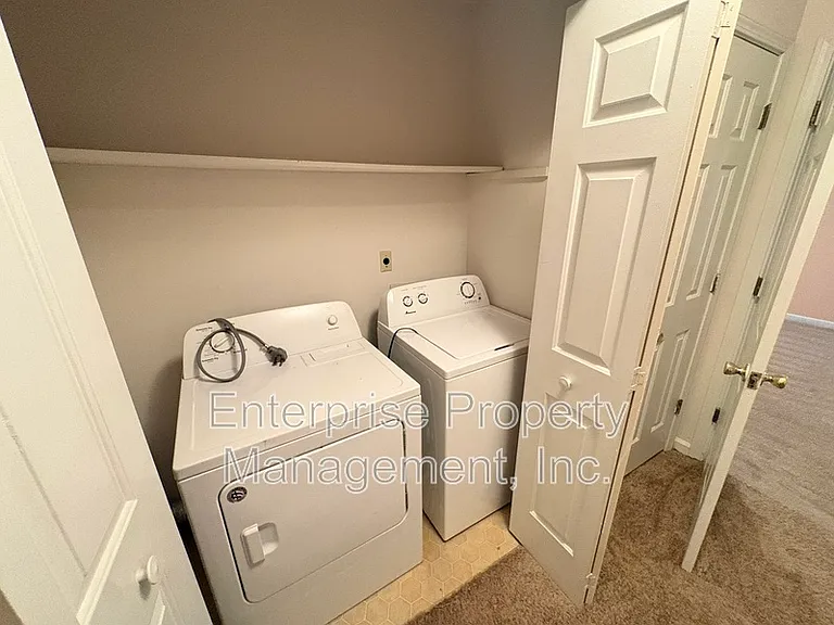 2995 Charlestowne Pl — Photo 21