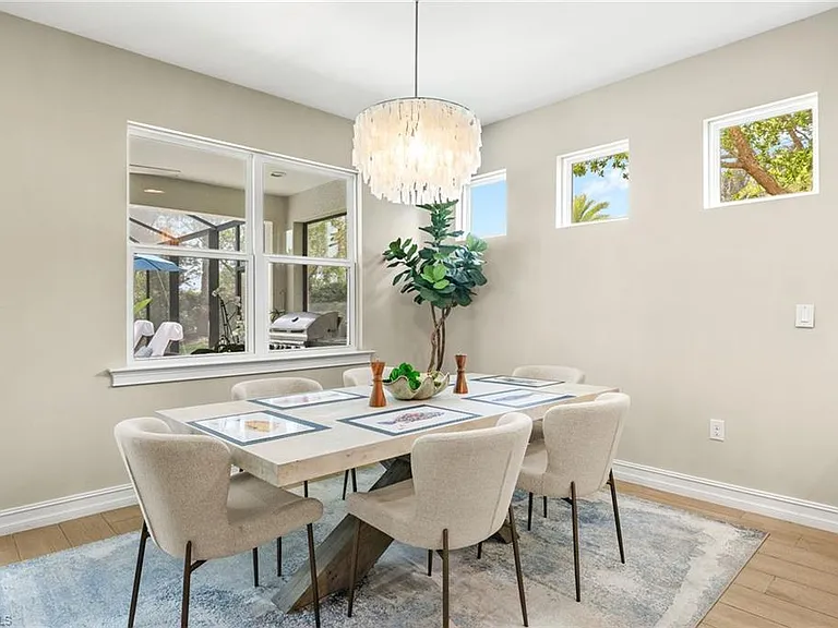 14546 Tropical Dr — Photo 6