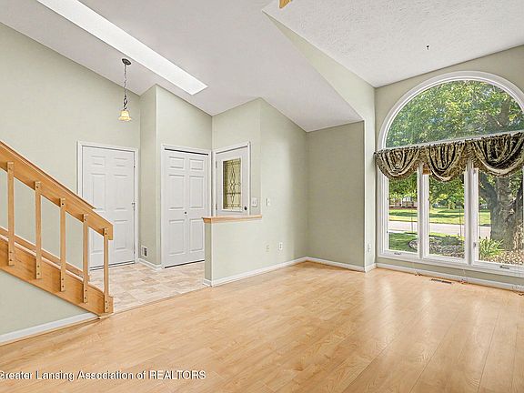 5th image of 6509 Windsong Way