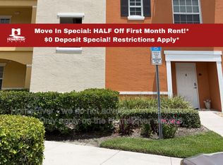 4530 Botanical Place Cir APT 205, Naples, FL 34112