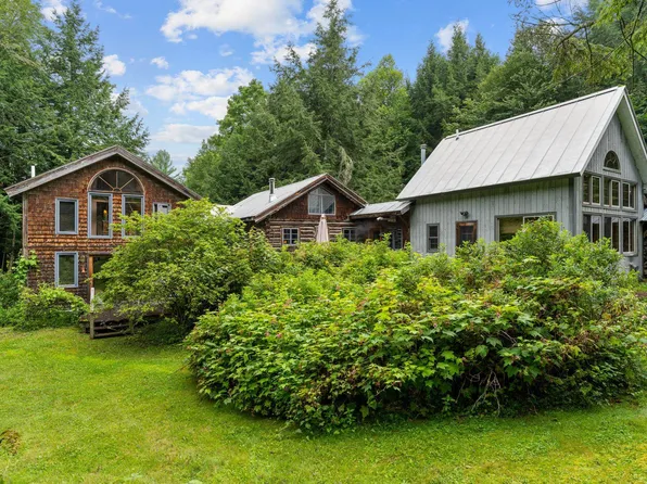 222 Dreamers Road, Montgomery, VT 05471