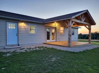 408 Honeysuckle Rd, Marshfield, MO 65706