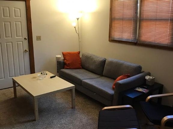 4th image of 2722 Linden Ave