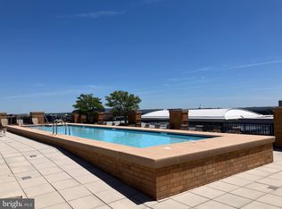 910 M St NW APT 616, Washington, DC 20001