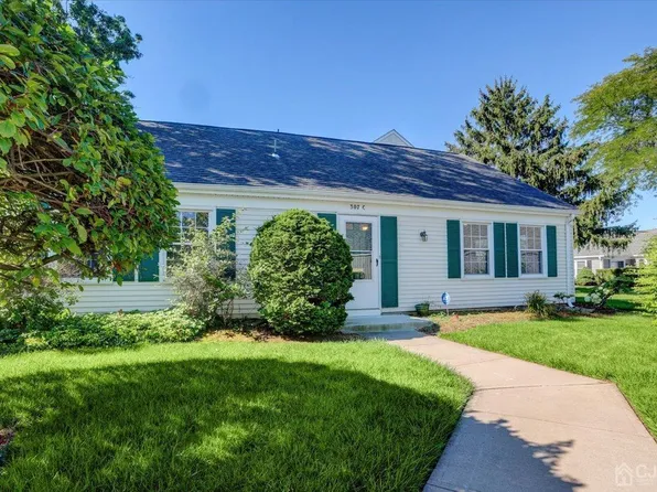 307C Sturbridge Ln, Monroe Township, NJ 08831