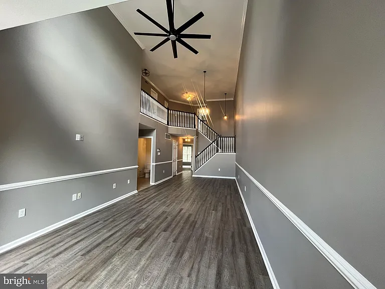 2016 Greenes Way Cir — Photo 3
