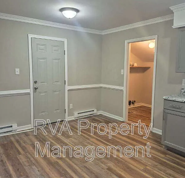 507 S 18th Ave — Photo 4