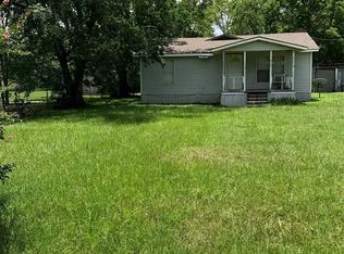 413 Batson St, Normangee, TX 77871