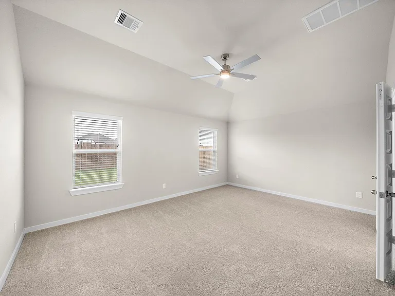 3327 Tilley Dr — Photo 19