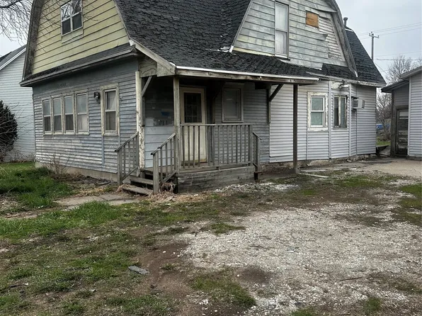 711 Polk St, Dexter, IA 50070