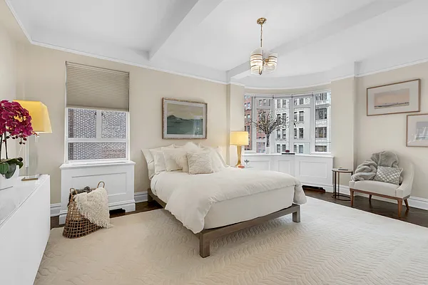 Sold by Corcoran | media 8
