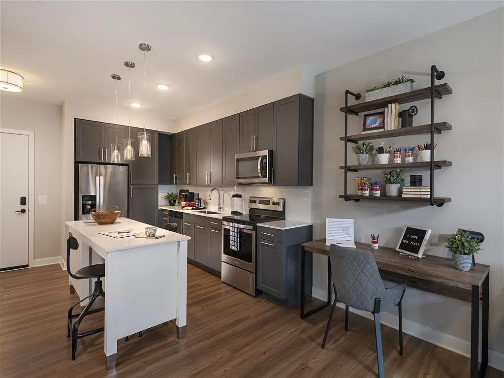 1110 Key Federal Hill — Photo 1
