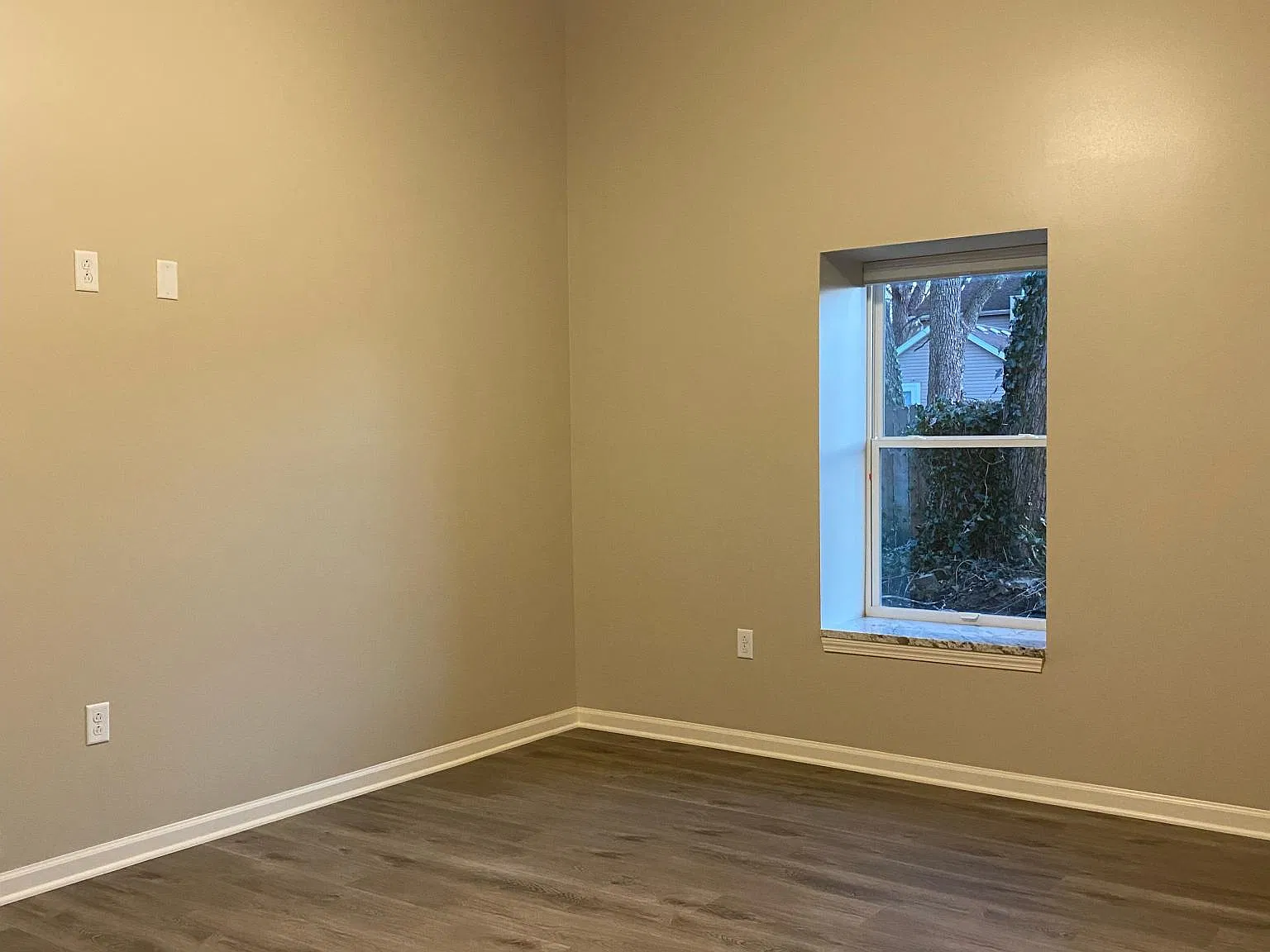 155 S Vermillion St — Photo 4