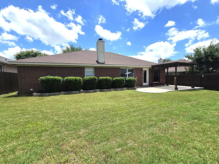 3713 Periwinkle Dr — Photo 22