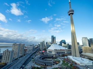 19 Grand Trunk Cres #3712, Toronto, ON M5J3A3