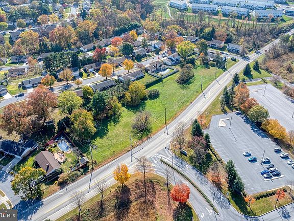 4th image of Elmerton Ave