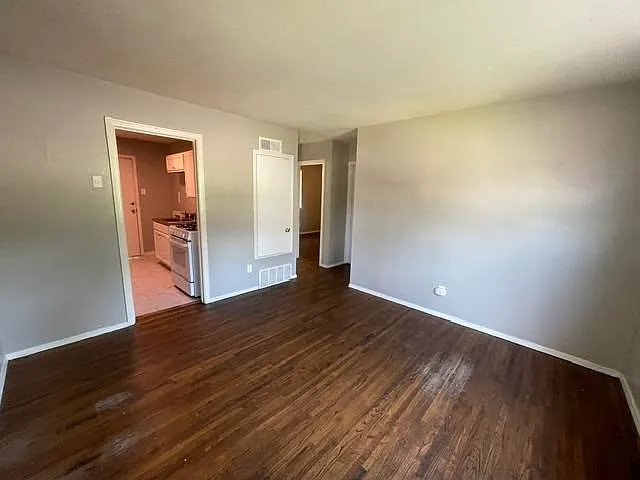 3491 Guernsey Ave — Photo 5