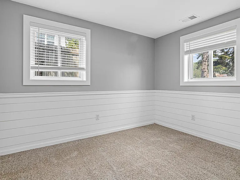 9152 Lexington Ave N #1 — Photo 9