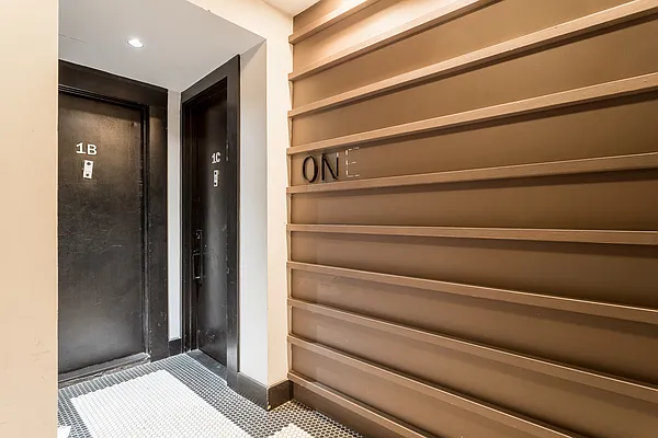 Rented by City Life Realty LLC | media 11