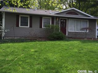 6718 Lonsdale Rd, Chittenango, NY 13037