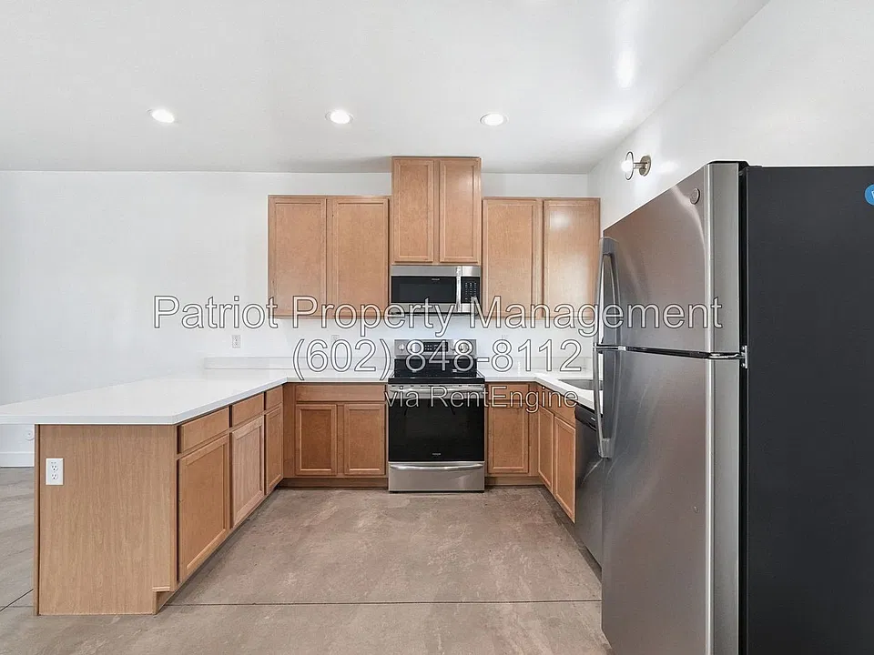 909 S 5th Ave #2