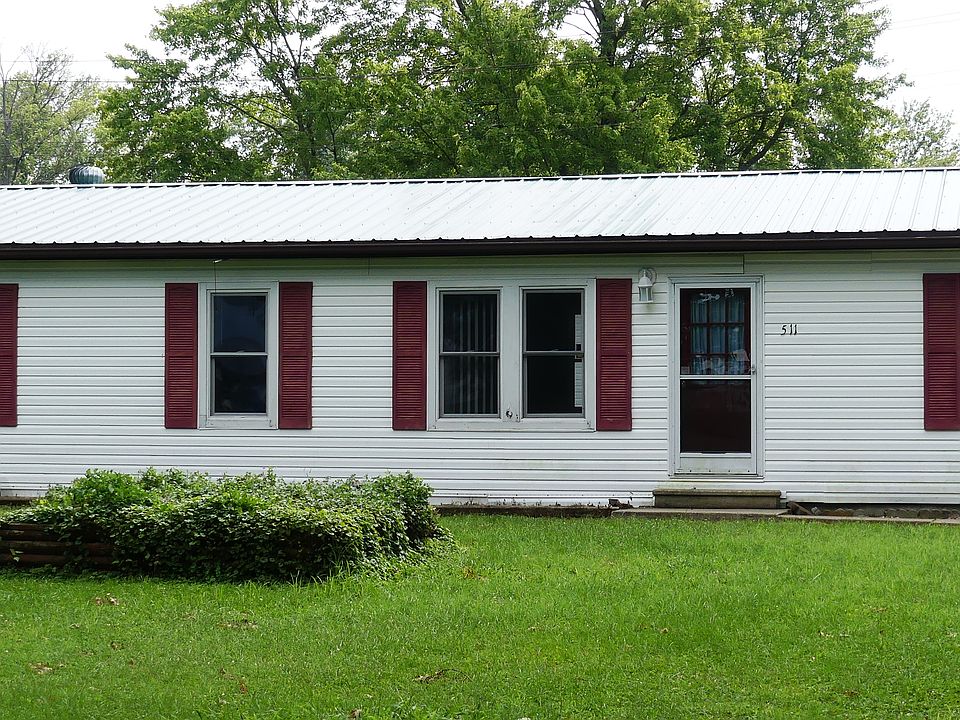FOR SALE: 511 E. Davis St.
