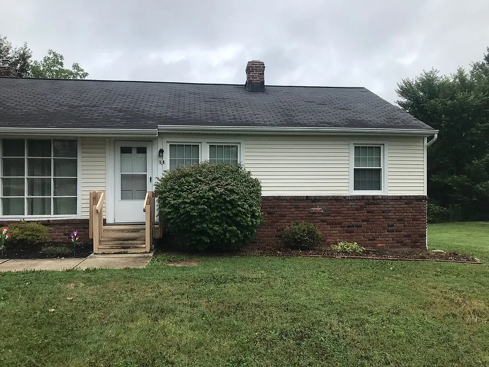 438 North St #5B