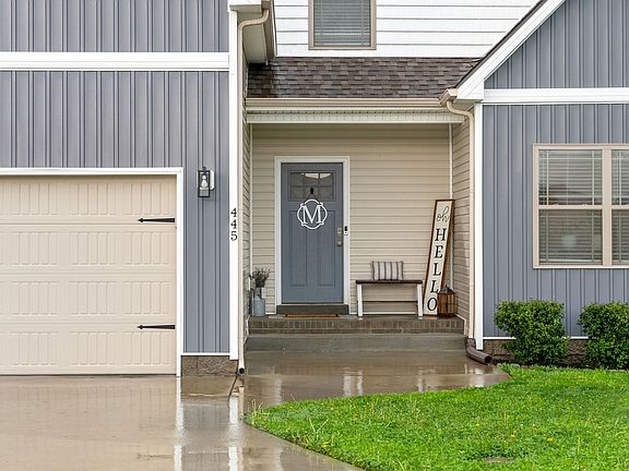 3rd image of 445 Andean Ct