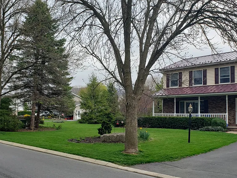 1330 Charles St — Photo 35
