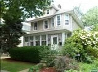 16 7th St, Ridgefield Park, NJ 07660