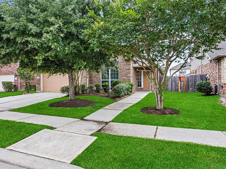 7030 Villa Mountain Ln — Photo 3