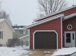 4522 15th Ave NW, Rochester, MN 55901