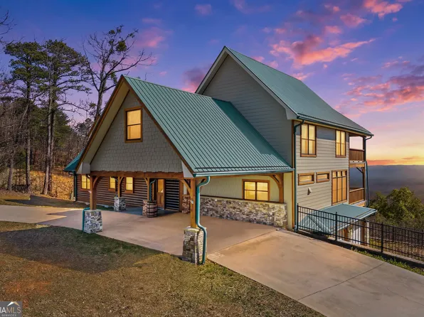 929 Hickory Nut Mountain Rd, Clarkesville, GA 30523