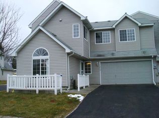 7233 Brittany Ln, Inver Grove Heights, MN 55076