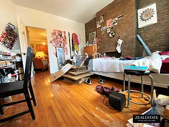 Rented by ZealEstate Group Inc