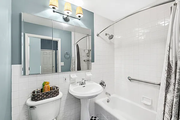 Sold by Compass | media 10