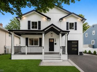 18 Orchard St, Pompton Lakes, NJ 07442