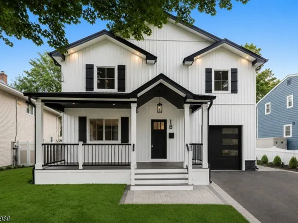 18 Orchard St, Pompton Lakes Boro, NJ 07442