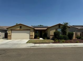7120 E Weldon Ave, Fresno, CA 93737