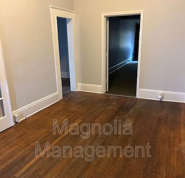 241 Davis St — Photo 12