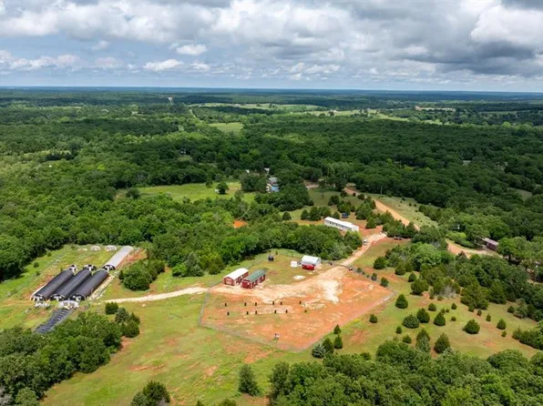 8620 168th St #6-9, Noble, OK 73068